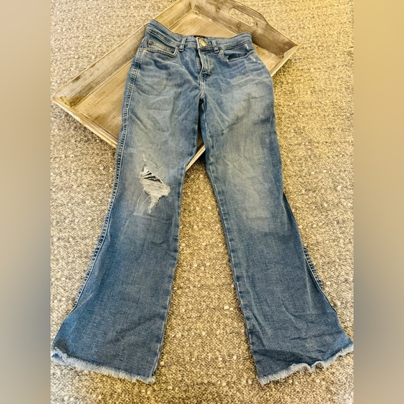 Lee high-waisted, wide-leg blue jeans with a distressed/ripped look, size 0 - Picture 1 of 3